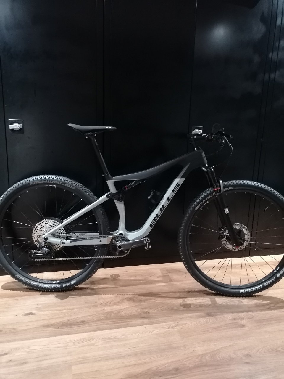 Bulls wild edge carbon full suspension