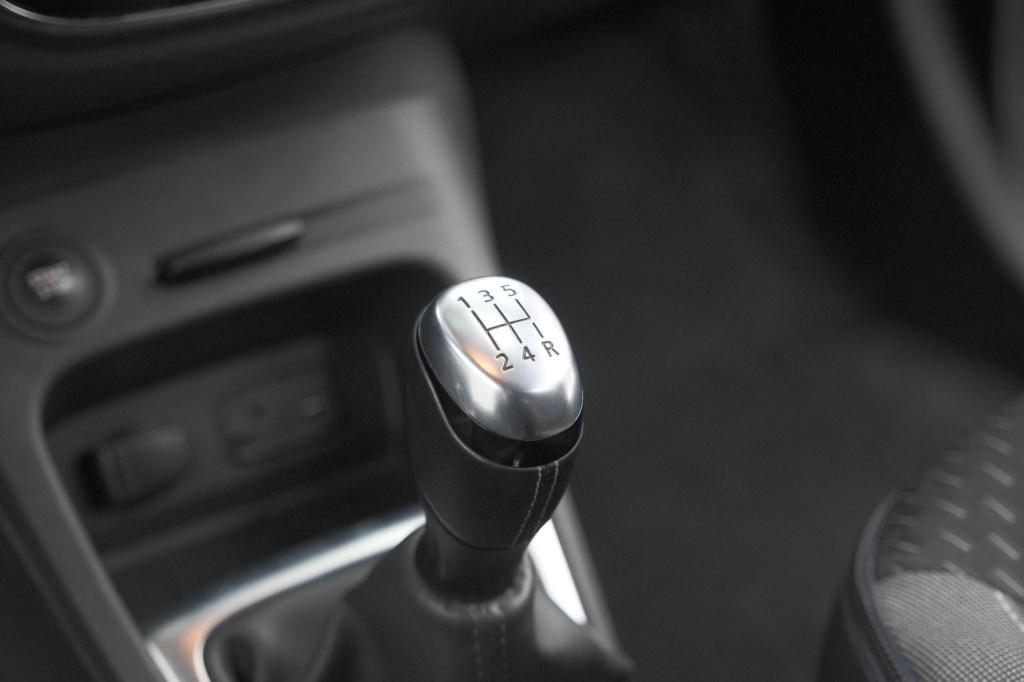 Renault Captur tce 90 intens | camera | dodehoekdetectie | navigatie | park