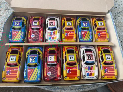 Vintage Porsches 12 st. ( nieuw in doos )