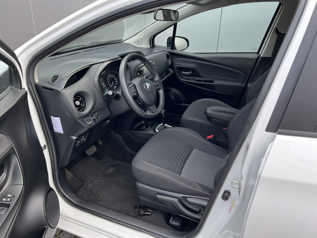 Toyota Yaris 1.5 hybrid aspiration trekhaak | dealer onderhouden | lmv