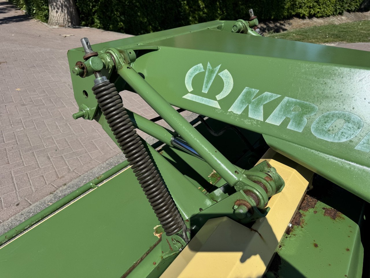Krone Frontmaaier met kneuzer