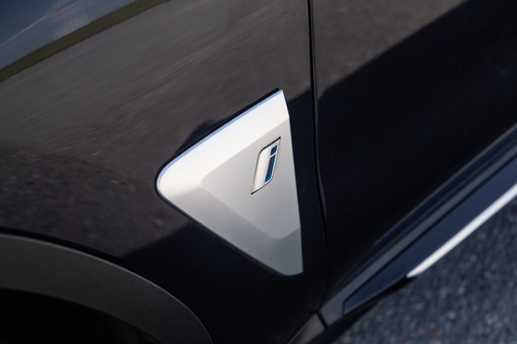 BMW Ix3 high executive 80 kwh panoramadak / carplay / bruin leer / navi