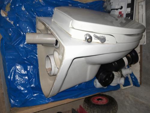 Wandcloset pot en overig matariaal