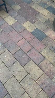 GRATIS AF TE HALEN: Betonklinkers 30x20x6cm