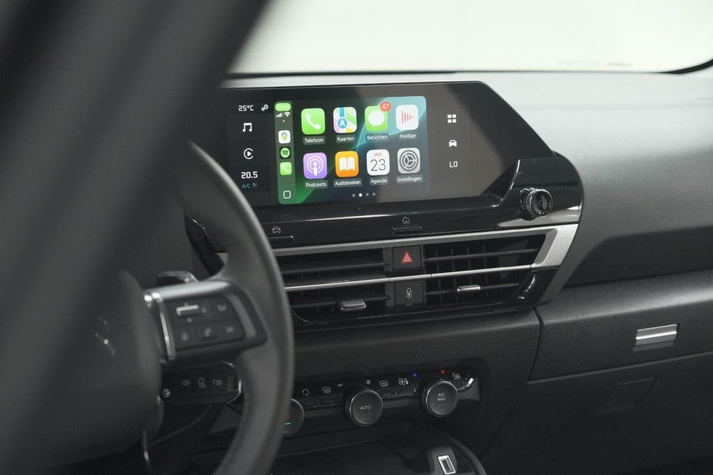 Citroen C4 puretech 130 eat8 feel edition | camera | apple carplay | parkee
