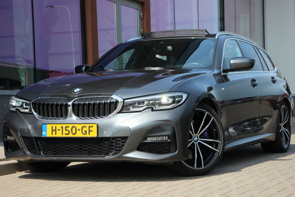 BMW 3-serie touring 330i high executive edition | m-sport | pano. | leder |