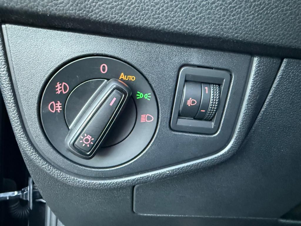 Volkswagen Polo 1.0 tsi comfortline business