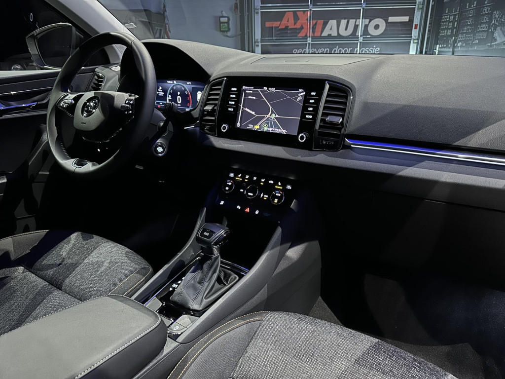 Skoda Karoq 1.5 tsi act business edition plus *led*appconnect*navi*virtual*