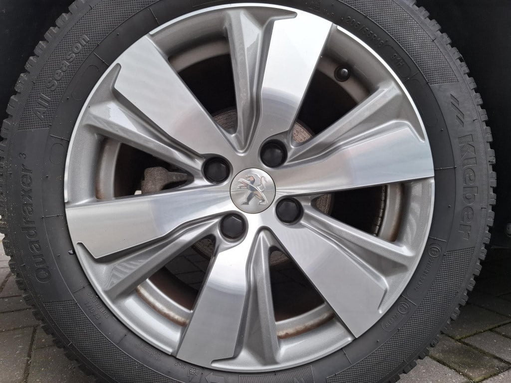 Peugeot 2008 suv 1.2 allure automaat pano/clima/trekhaak