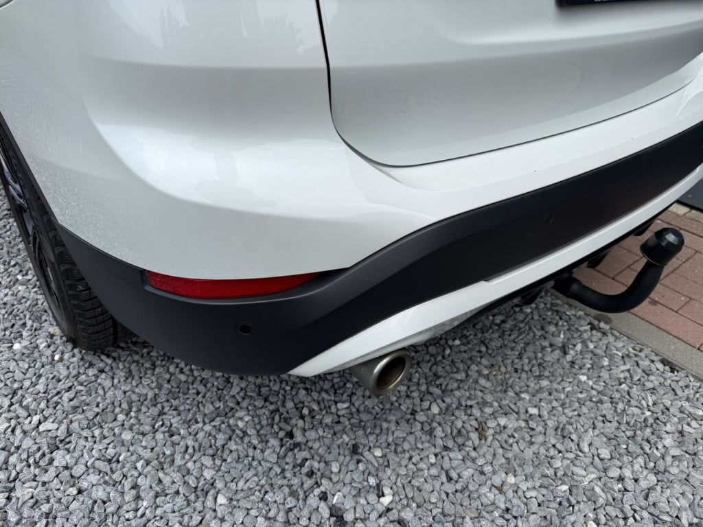 BMW X1 s-drive18i 140pk high executive
