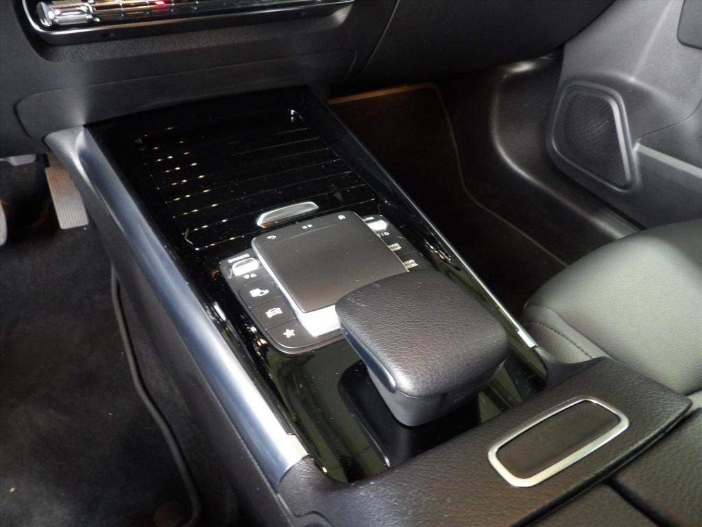 Mercedes-Benz Gla-klasse 250 e 218pk 8g-dct business solution luxury limite