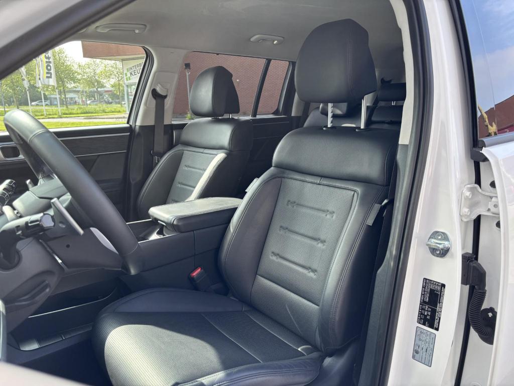 Hyundai Santa Fe 1.6 t-gdi hev premium 7p. nl-auto, nieuwste model!
