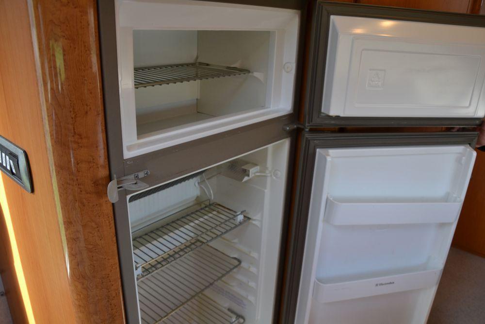 Te koop unieke KONINGS IVECO camper