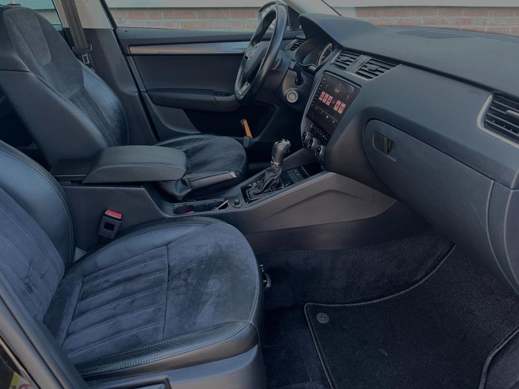 Skoda Octavia combi 1.8 tsi greentech style business | btw | orig. nl | car