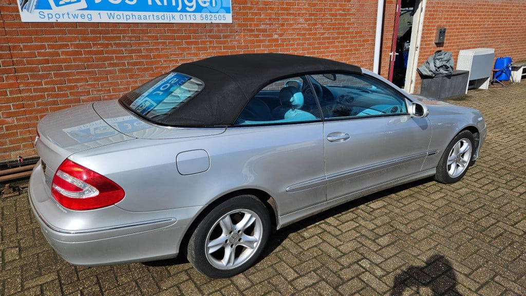 Mercedes-Benz Clk-klasse coupé 200 k. elegance