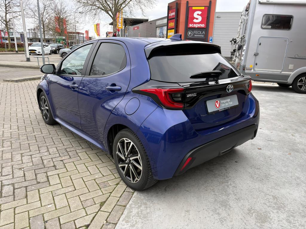 Toyota Yaris 1.5 hybrid dynamic