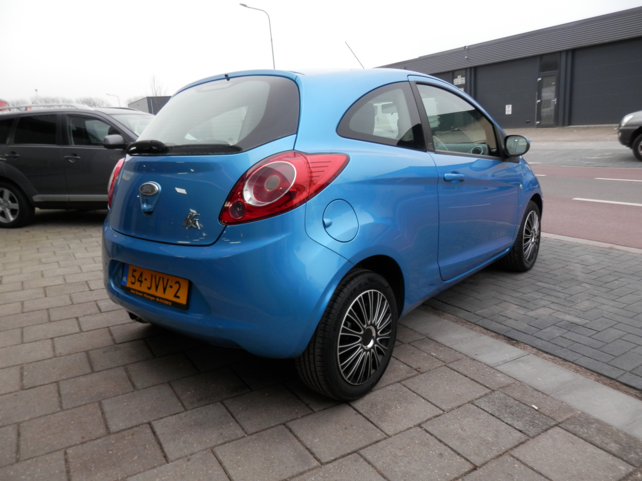 Auto Garant Biedt Aan: Ford KA 1.2 Titanium