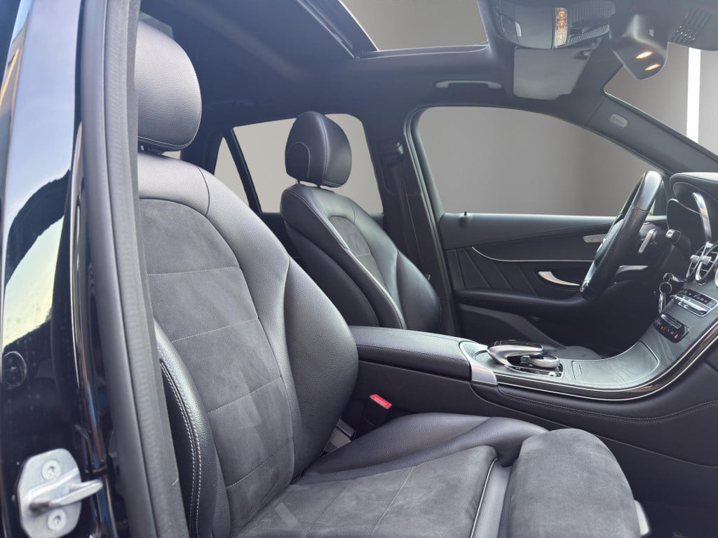 Mercedes-Benz Glc 250 4matic amg pano camera trekhaak