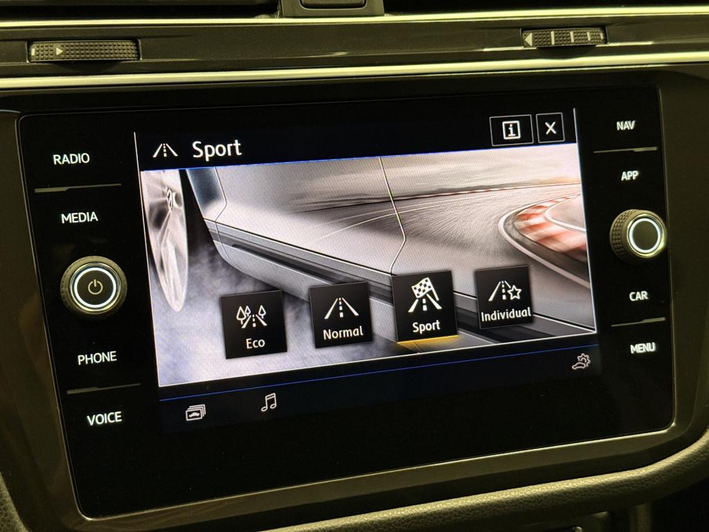 Volkswagen Tiguan 2.0 tsi 4motion highline | leder | electrische trekhaak |