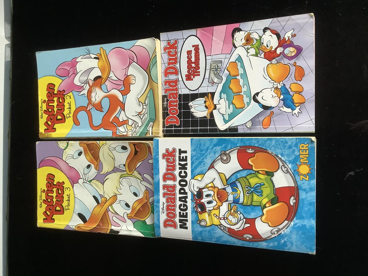 Stripboeken, pockets van Donald Duck en Katrien.  Alles = €10,00