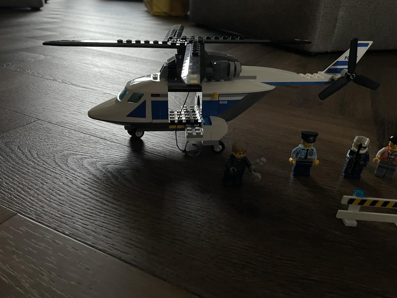 Lego City: Snelle achtervolging 60138