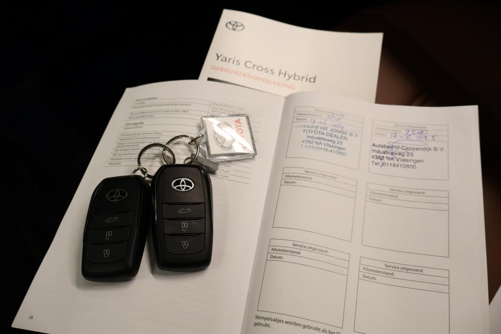 Toyota Yaris Cross 1.5 hybrid adventure | nl auto | bruin leder | full opti