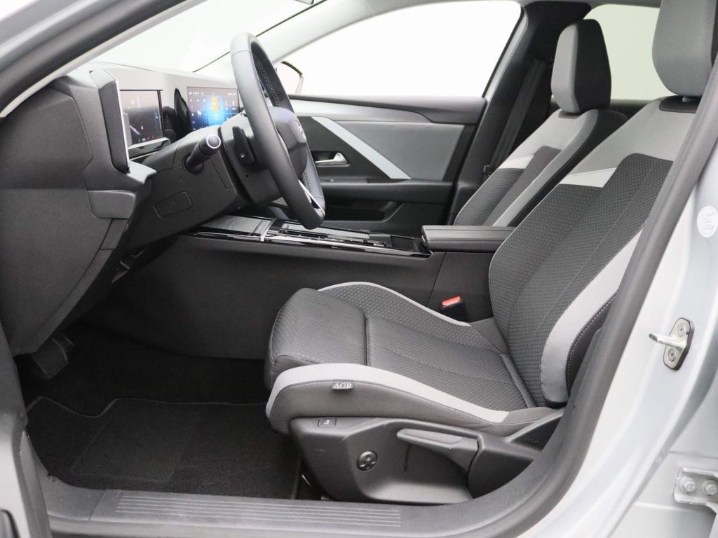 Opel Astra 1.2t business edition | 130 pk | automaat | camera | navigatie |