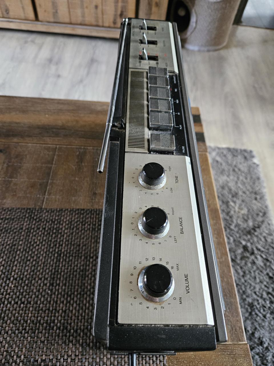 Mooie vintage Philips Ghettoblaster Radio en cassette speler