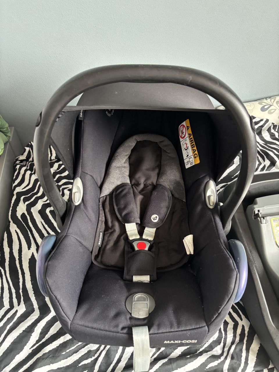 Maxi-cosi cabriofix met base