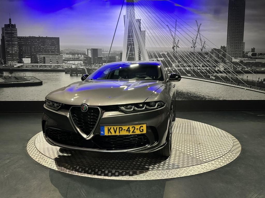 Alfa Romeo Tonale 1.3 ibrida plug-in q4