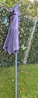 Parasol met voet gratis
