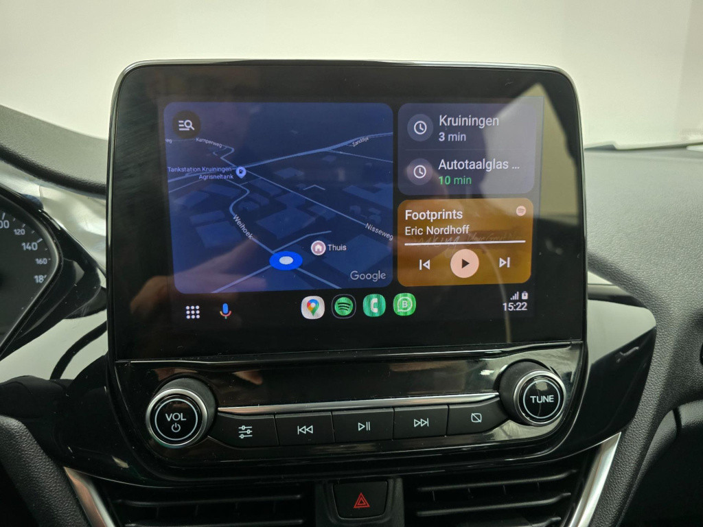 Ford Fiesta occasion 1.0 ecoboost titanium (luxe uitvoering) met carplay en