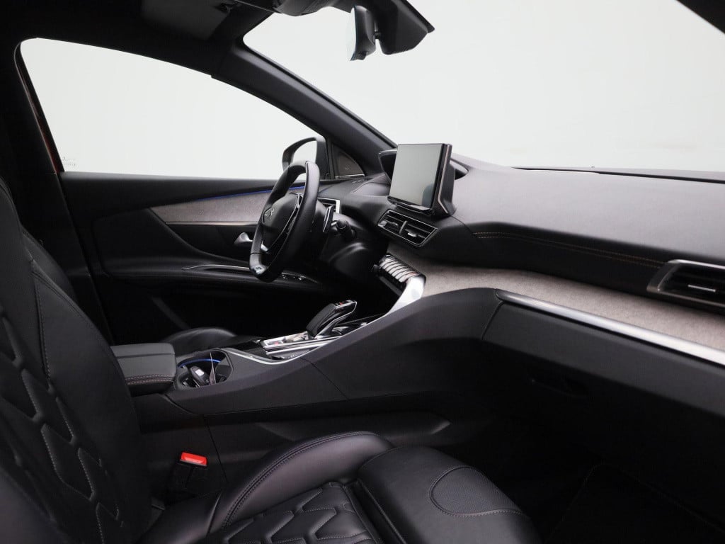 Peugeot 3008 1.6 hybrid 225 gt pack business | automaat | leder | trekhaak 