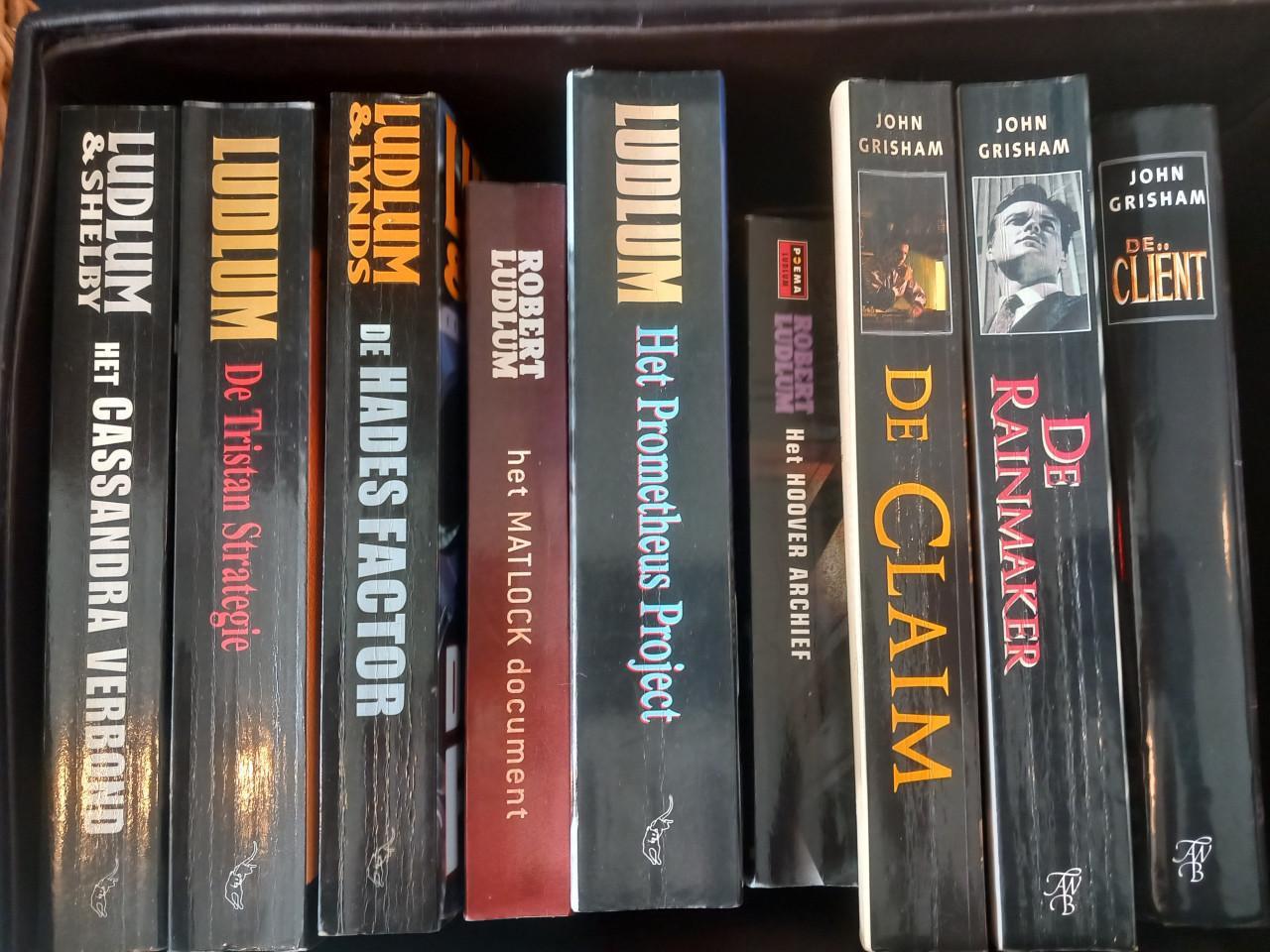 Boeken van Ludlum en Grisham