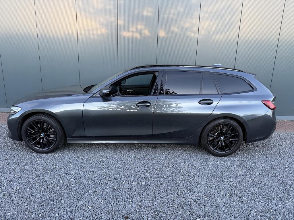 BMW 3-serie touring 330i automaat x-drive high executive