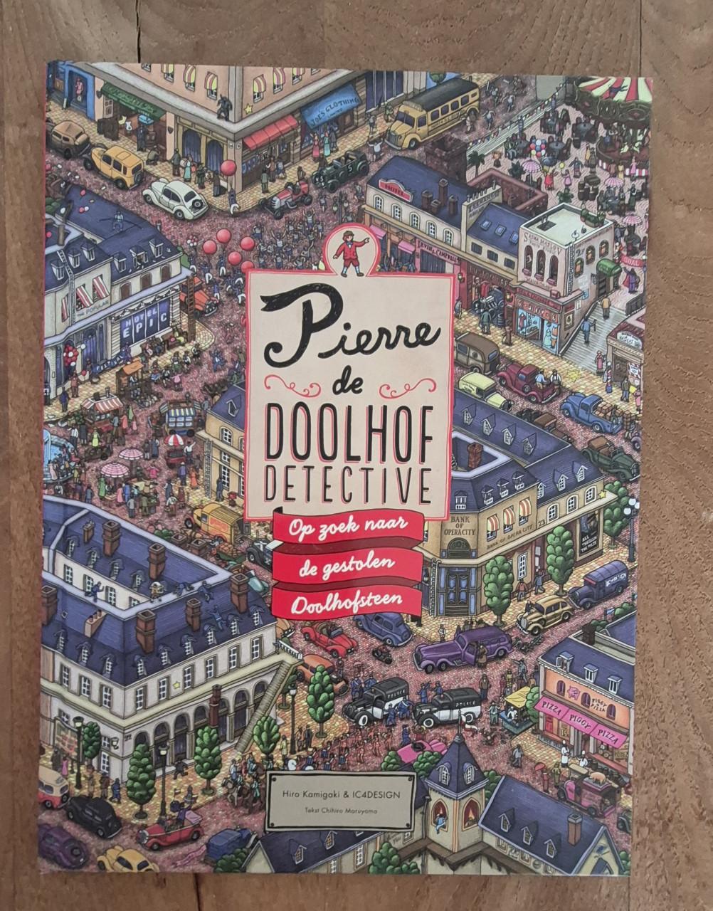 Puzzelboek. Pierre de Doolhof detective