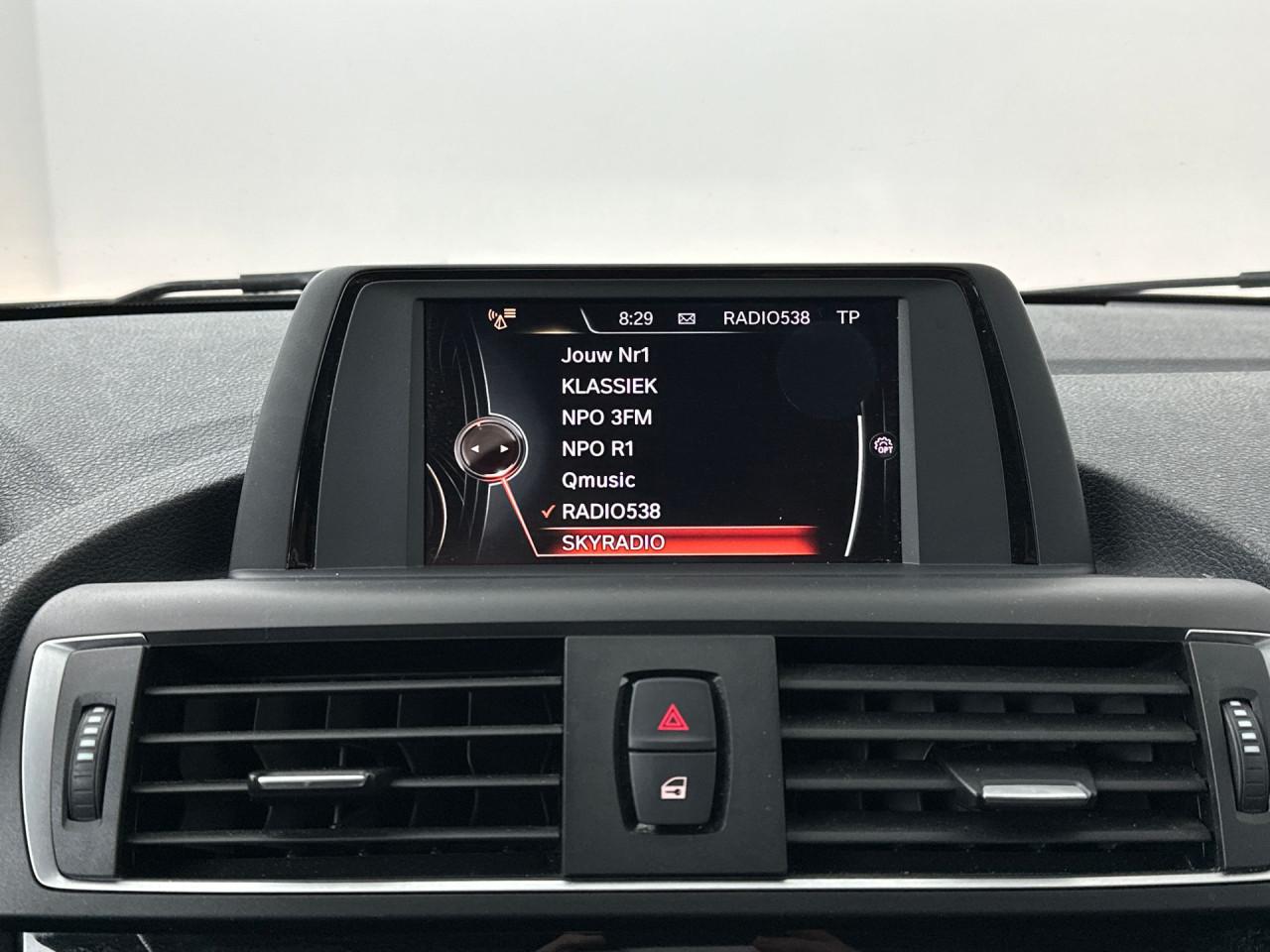 BMW 118i Essential | Cruise Control | PDC | Stoelverwarming