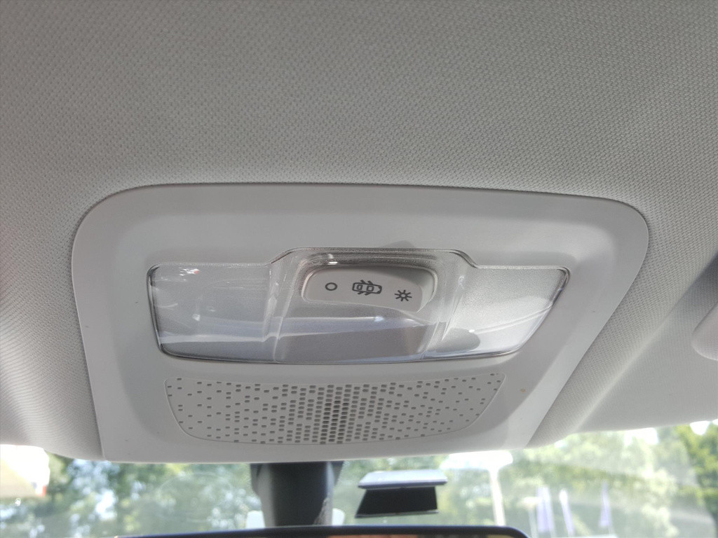 Peugeot 2008 1.2 puretech 82pk s&s style navigatie | airco | cruise control