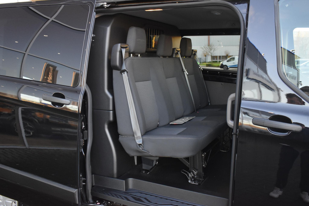 Ford Transit Custom 300 2.0 tdci l2h1 trend dc 5-pers. | airco | cruise con