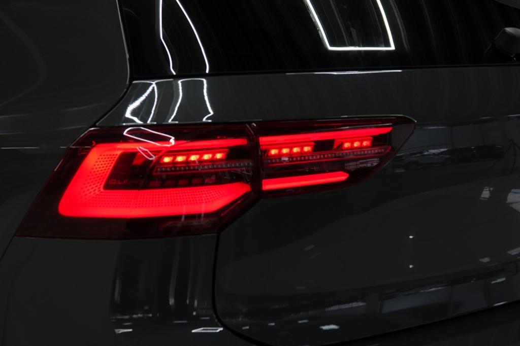 Volkswagen Golf r-line 1.5 etsi r-line | pano | iq-lights | acc | led |