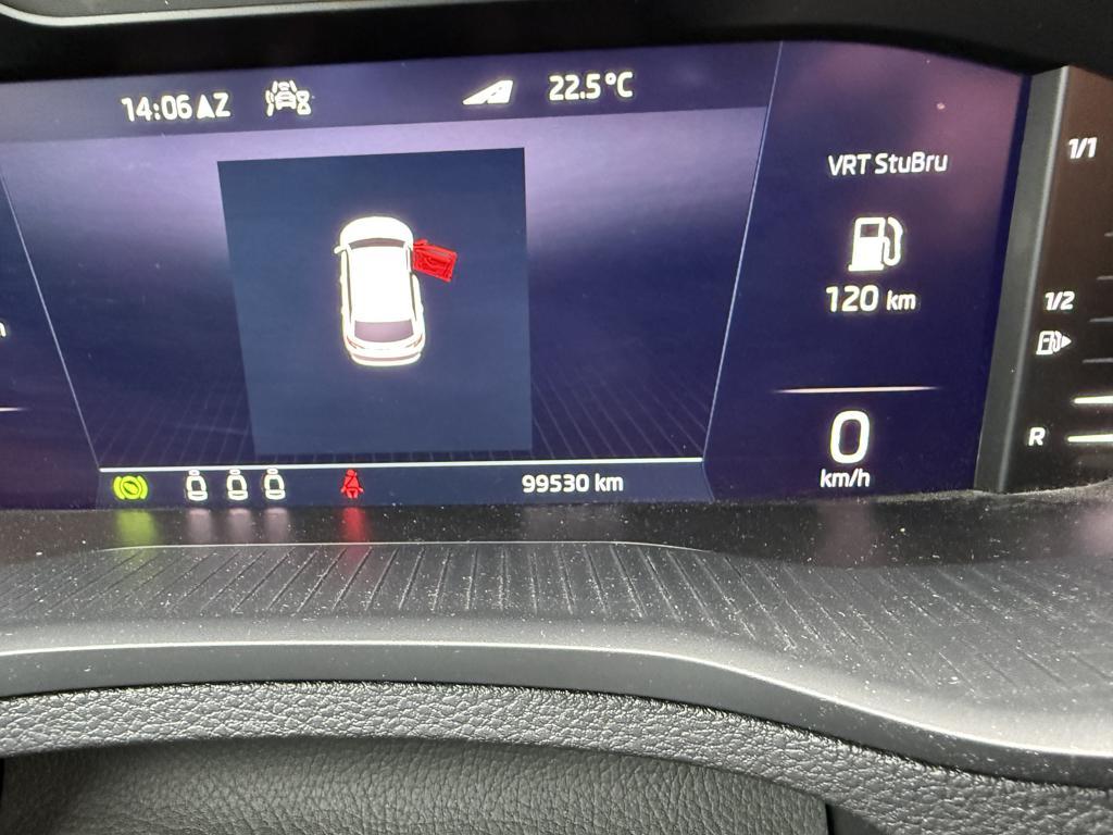 Skoda Karoq 1.5 tsi 150pk act dsg sportline | pano dak