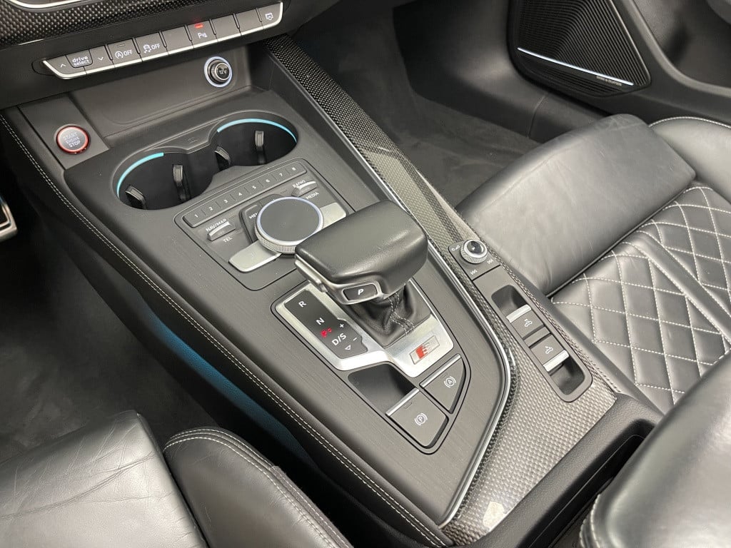 Audi S5 cabriolet 3.0 tfsi quattro pl+ | b&o | trekhaak | massage |