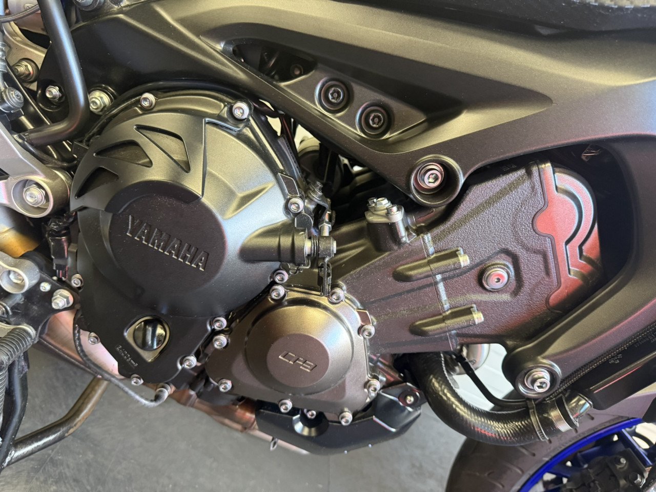 Zeer goed onderhouden en nette Yamaha Tracer 900!