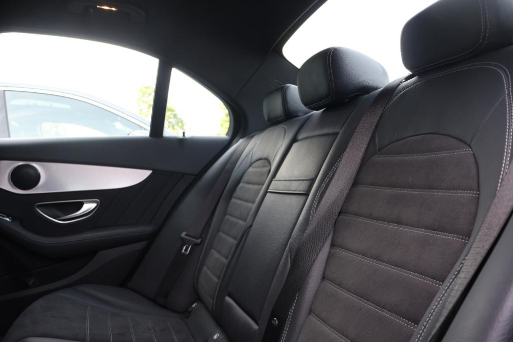 Mercedes-Benz C-Klasse 180 business solution amg i trekhaak i camera i stoe
