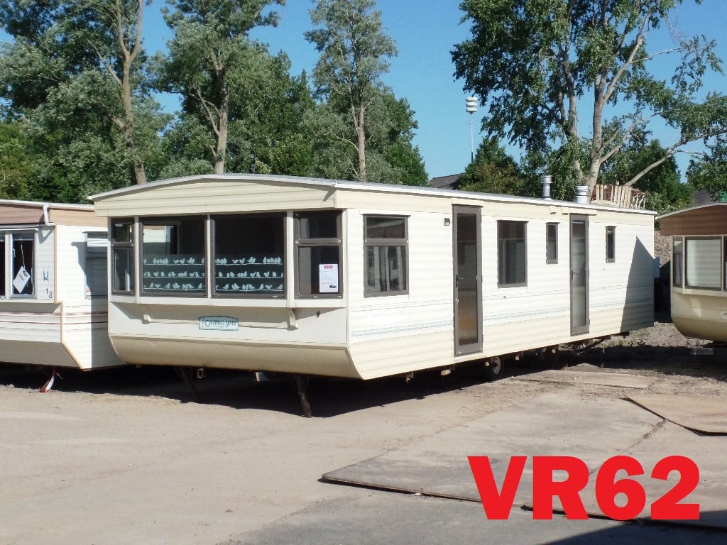 Diverse modellen ATLAS stacaravans met 2 of 3 slaapkamers tot 8 personen