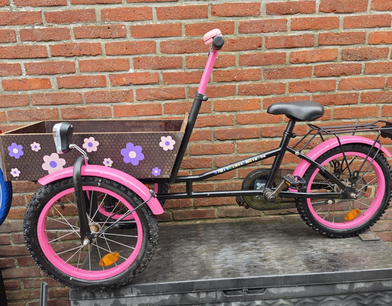 Kinderbakfietsje roze zwart 16 inch bloemetjes