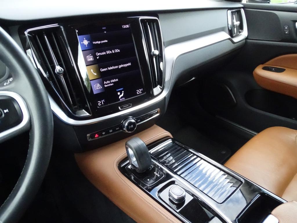 Volvo V60 2.0 t6 recharge awd inscription expression adapt. led | sensus co
