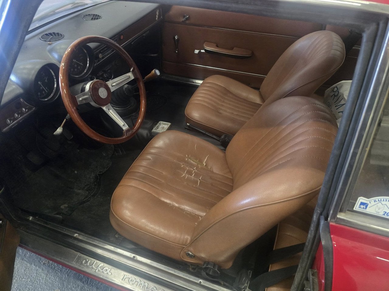 Alfa gt 1300 junior  Bouwjaar 1973