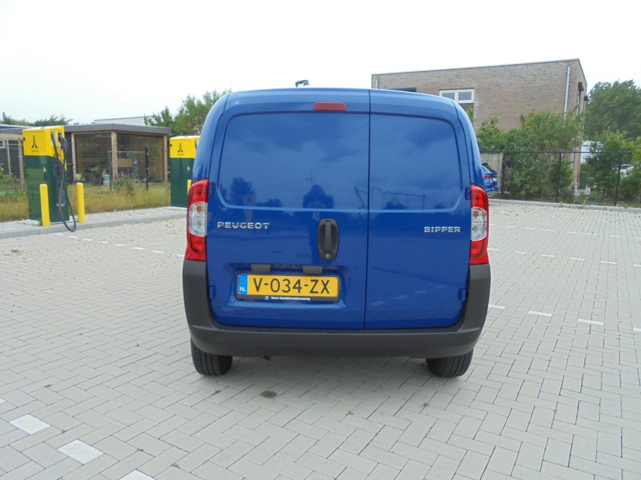 Peugeot Bipper in de 1.4 XR Benzine uitvoering hele nette auto