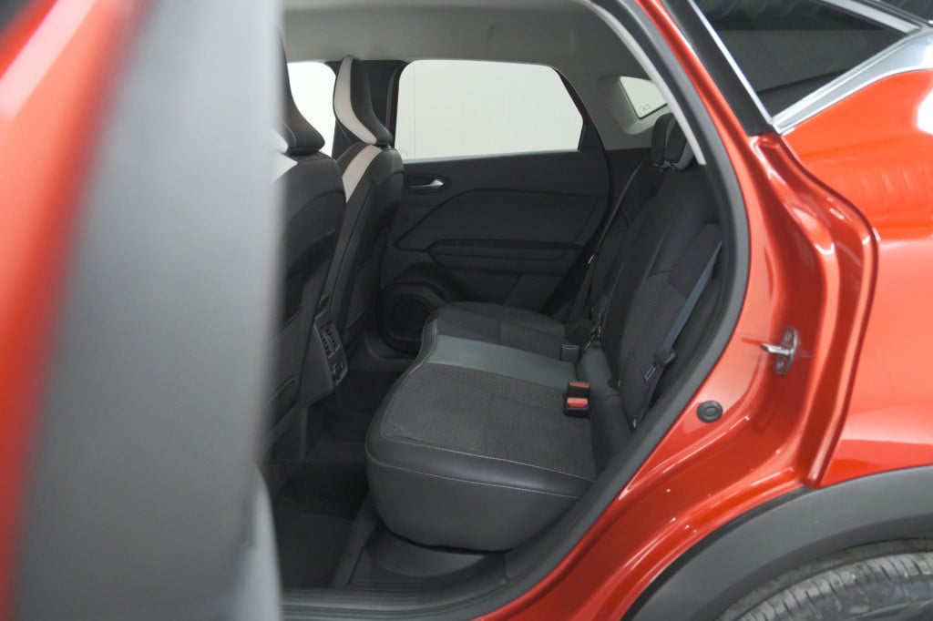 Renault Captur tce 90 techno | camera | apple carplay | navigatie | parkeer